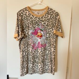 Leopard Print Santa Short Sleeve Tee